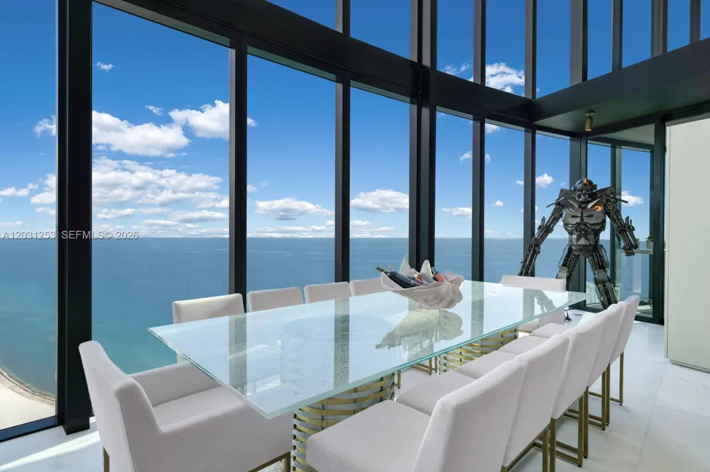 18555 Collins Ave #4405 Sunny Isles Beach, FL 33160