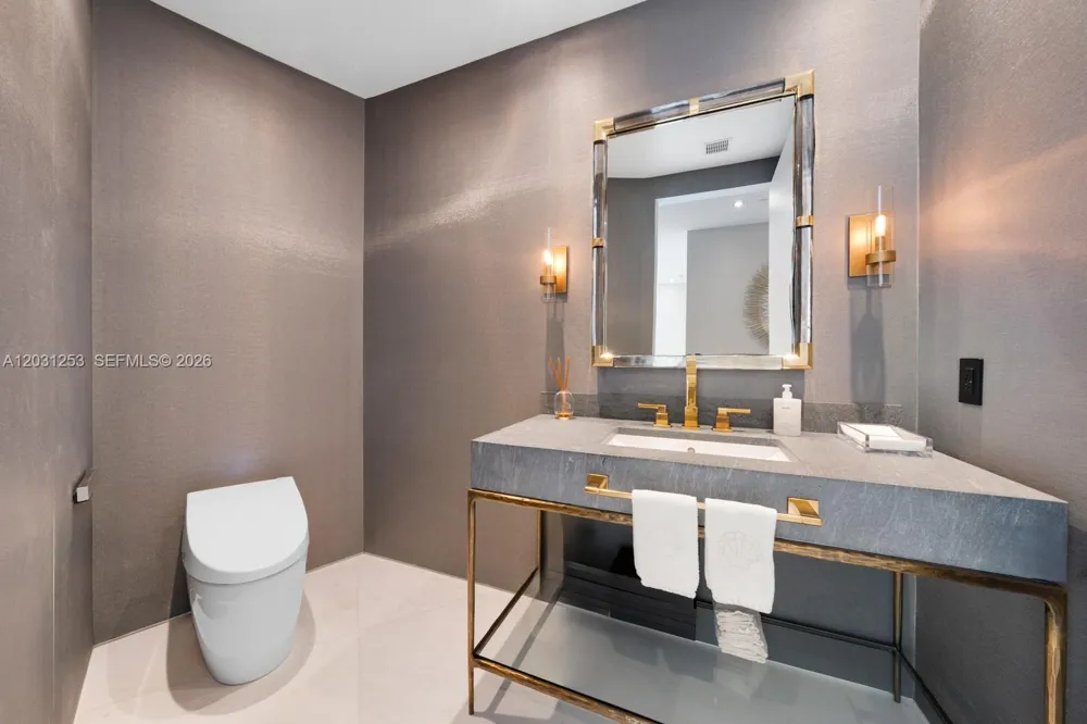 18555 Collins Ave #4405 Sunny Isles Beach, FL 33160