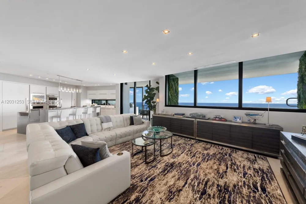 18555 Collins Ave #4405 Sunny Isles Beach, FL 33160