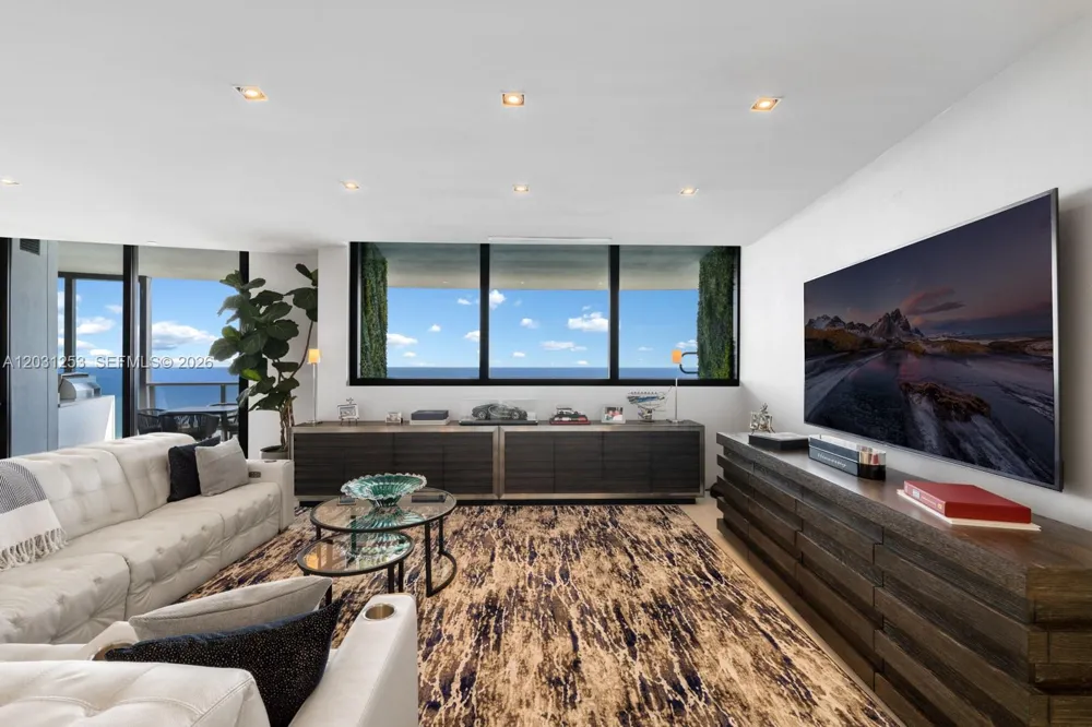18555 Collins Ave #4405 Sunny Isles Beach, FL 33160