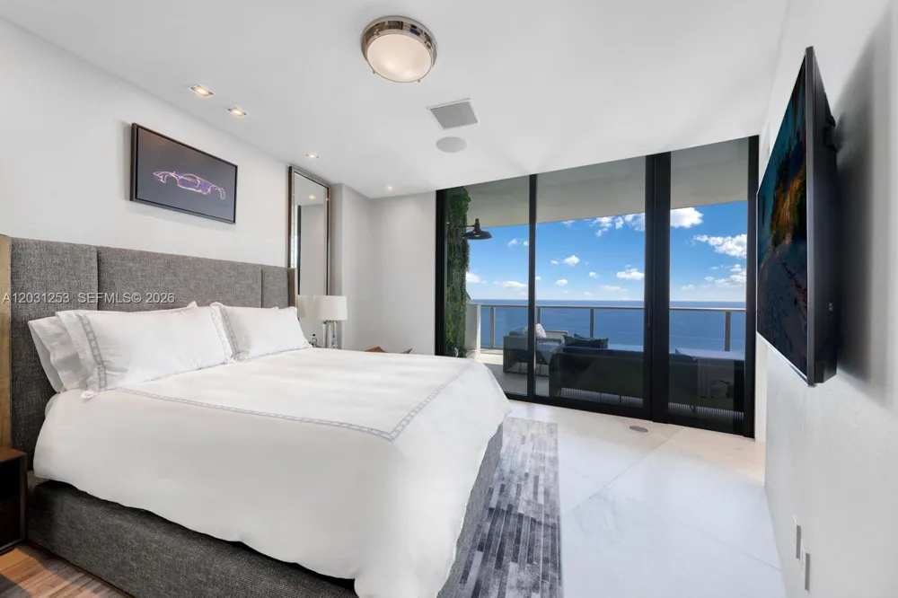 18555 Collins Ave #4405 Sunny Isles Beach, FL 33160