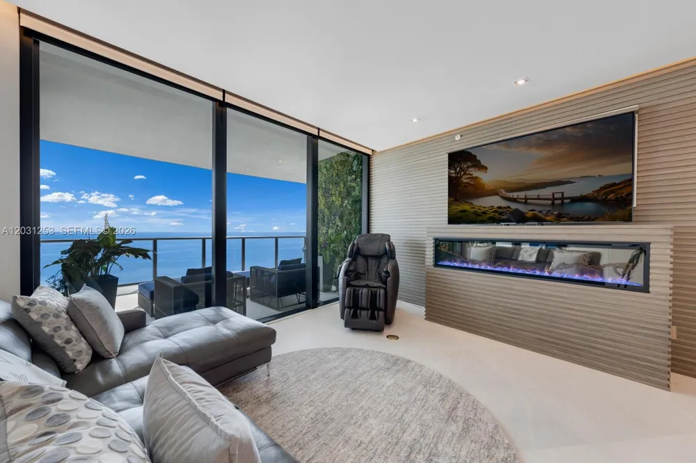 18555 Collins Ave #4405 Sunny Isles Beach, FL 33160