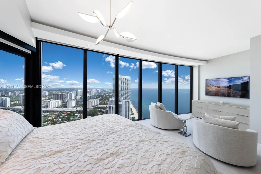 18555 Collins Ave #4405 Sunny Isles Beach, FL 33160