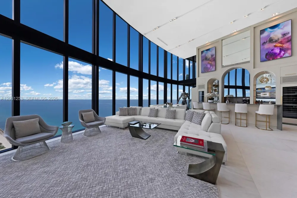 18555 Collins Ave #4405 Sunny Isles Beach, FL 33160