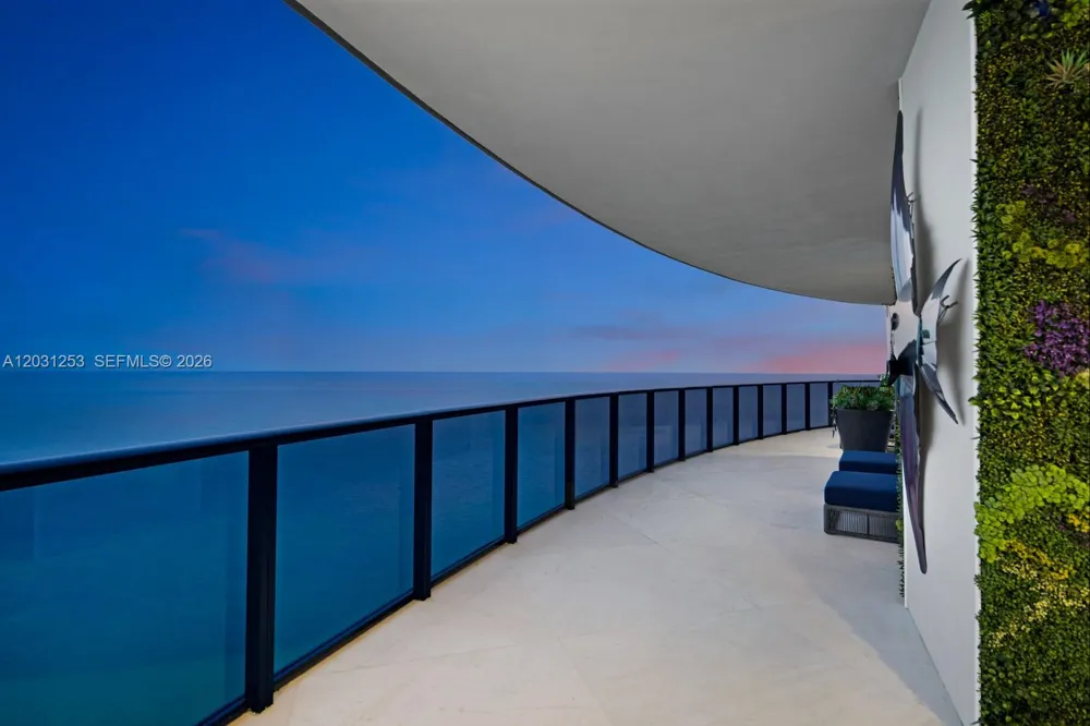 18555 Collins Ave #4405 Sunny Isles Beach, FL 33160