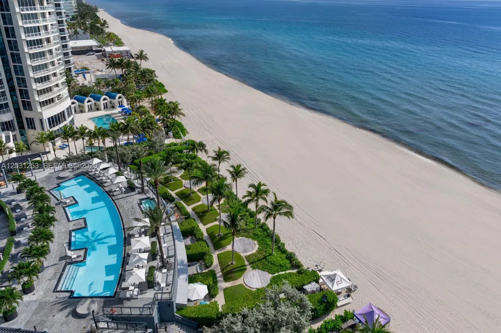 18555 Collins Ave #4405 Sunny Isles Beach, FL 33160