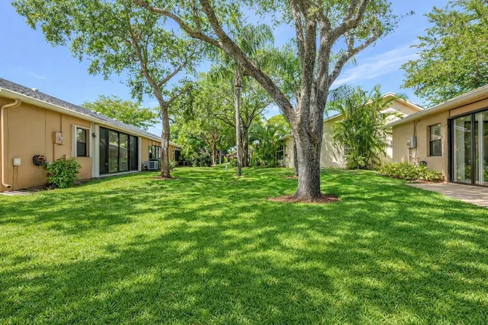 10884 Waterberry Court Boca Raton, FL 33498