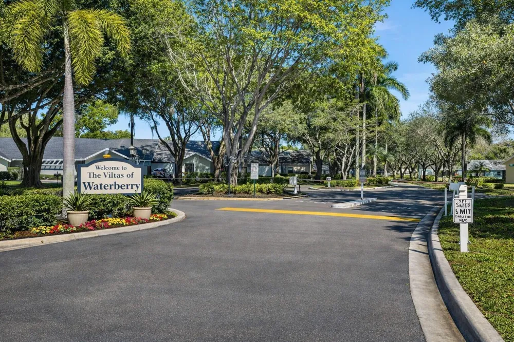 10884 Waterberry Court Boca Raton, FL 33498