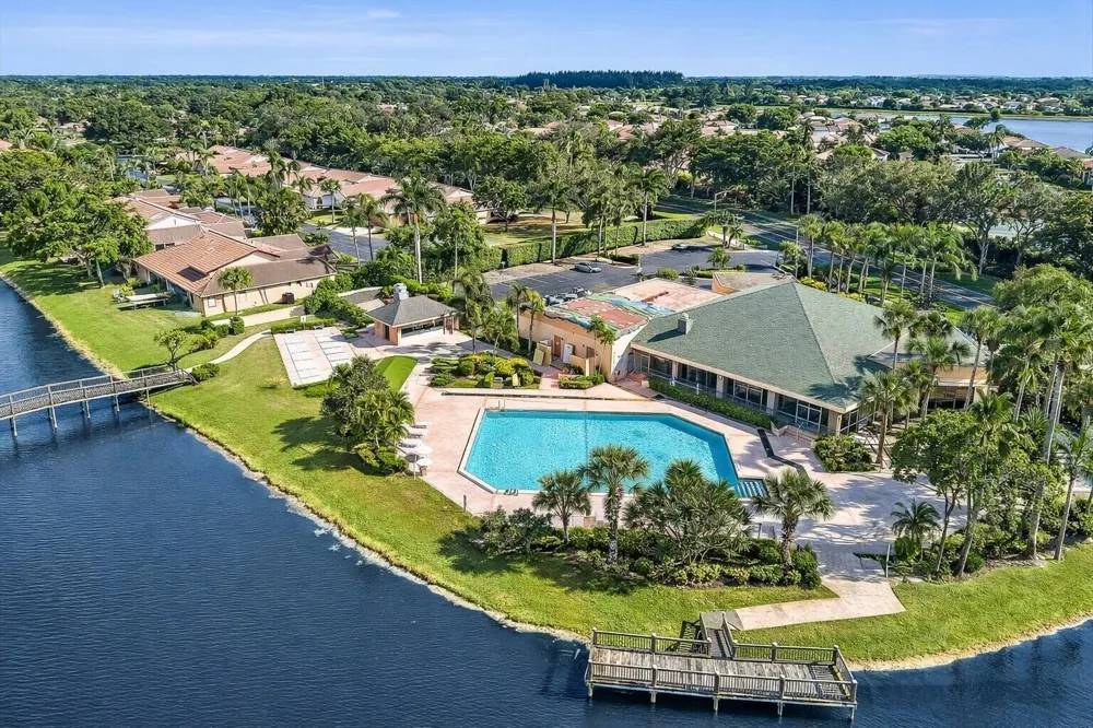 10884 Waterberry Court Boca Raton, FL 33498