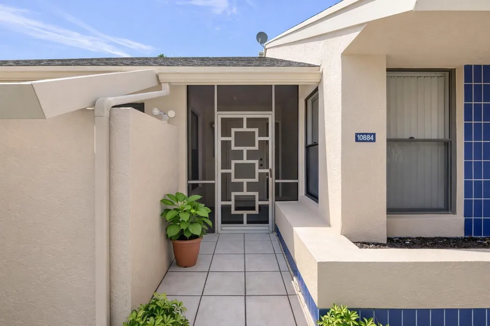 10884 Waterberry Court Boca Raton, FL 33498