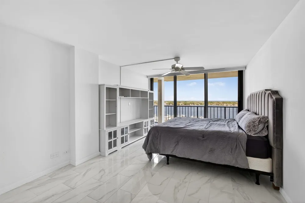134 Lakeshore Drive #T14 North Palm Beach, FL 33408