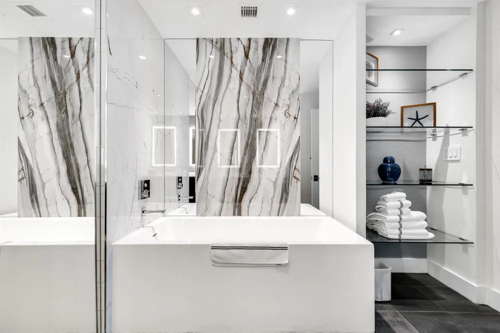 3100 Ocean Drive #804p Singer Island, FL 33404