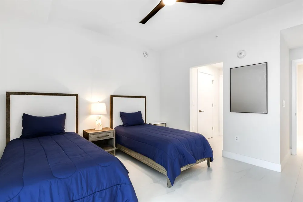 3100 Ocean Drive #804p Singer Island, FL 33404