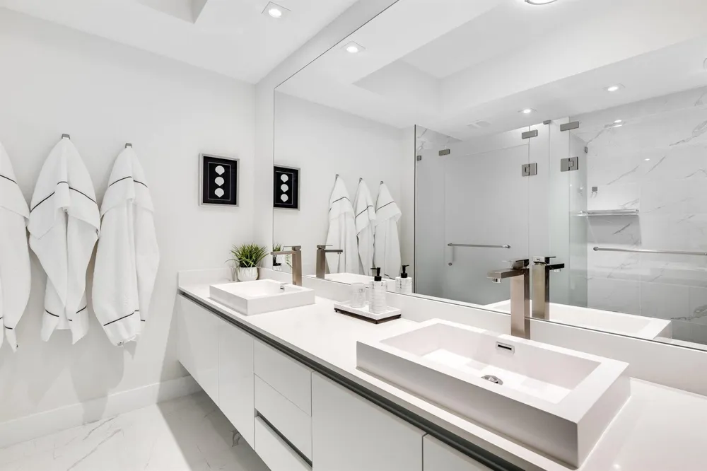 3100 Ocean Drive #804p Singer Island, FL 33404