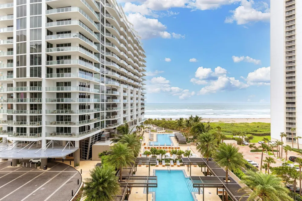 3100 Ocean Drive #804p Singer Island, FL 33404