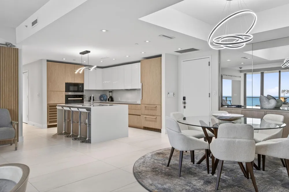 3100 Ocean Drive #804p Singer Island, FL 33404