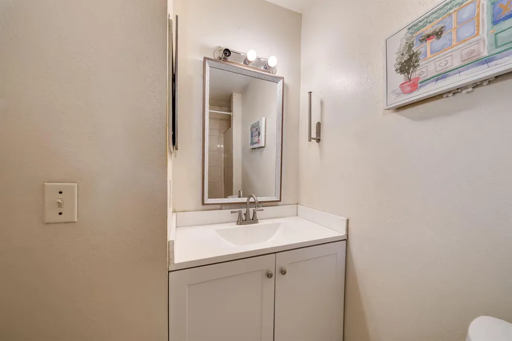 7 Ann Lee Lane Tamarac, FL 33319