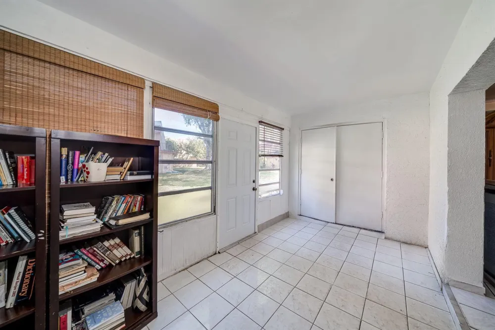 7 Ann Lee Lane Tamarac, FL 33319