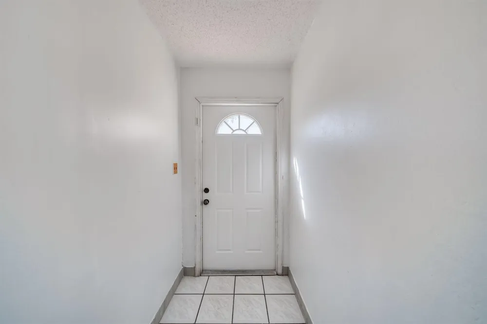 7 Ann Lee Lane Tamarac, FL 33319