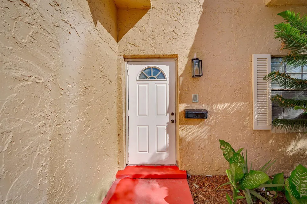 7 Ann Lee Lane Tamarac, FL 33319