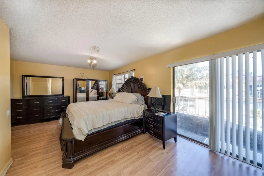 7 Ann Lee Lane Tamarac, FL 33319