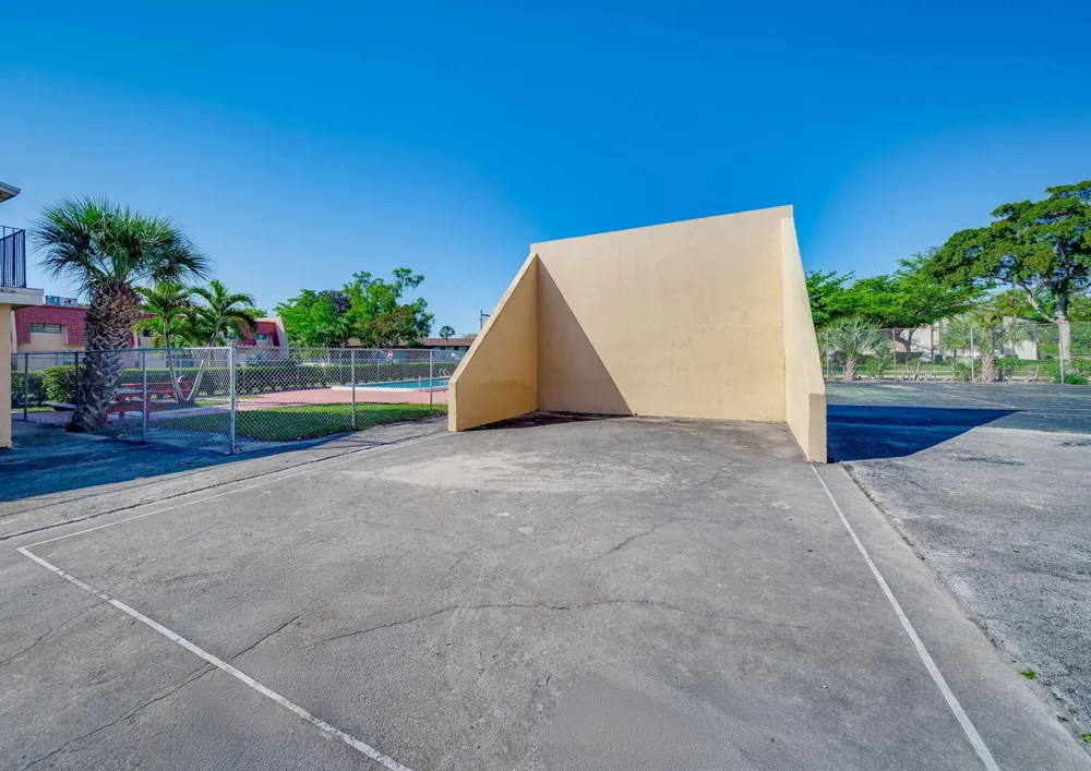 7 Ann Lee Lane Tamarac, FL 33319