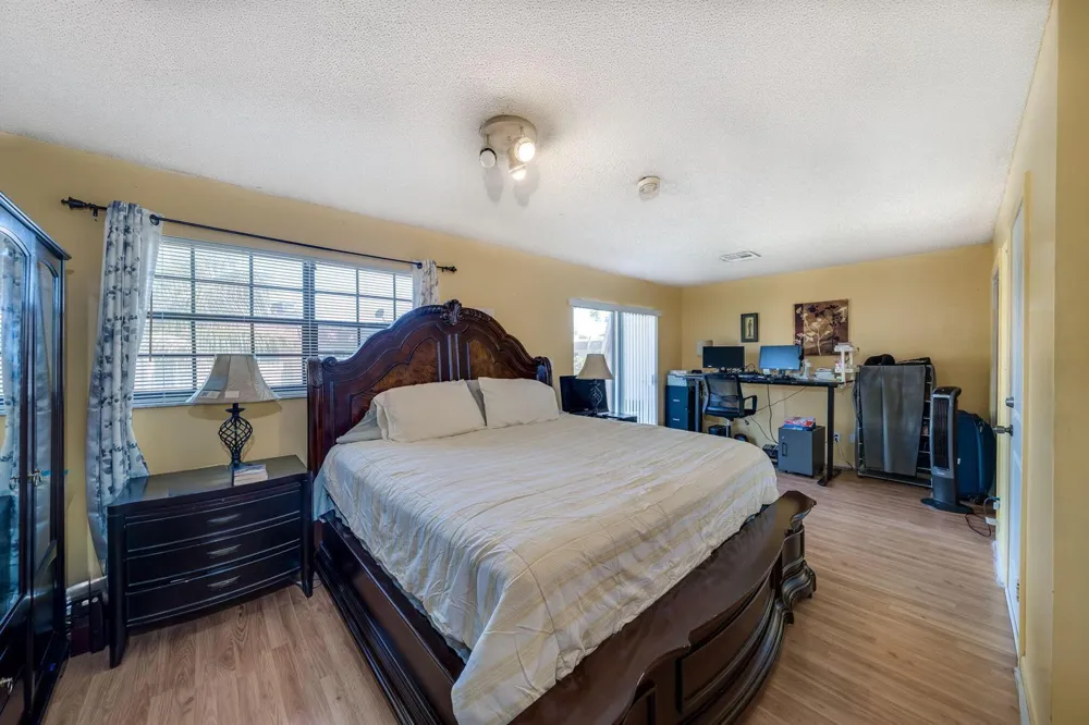 7 Ann Lee Lane Tamarac, FL 33319