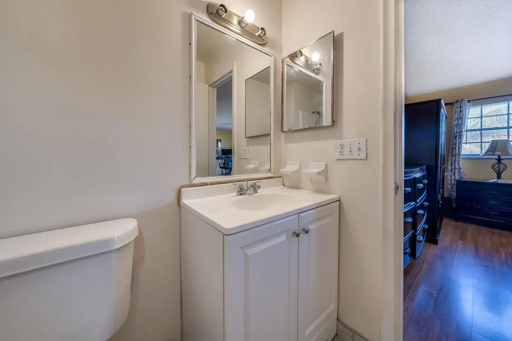 7 Ann Lee Lane Tamarac, FL 33319