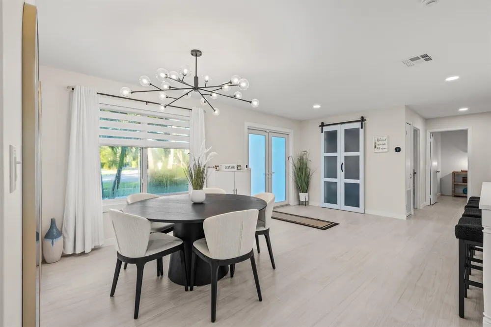 9165 SE Yacht Club Circle Hobe Sound, FL 33455