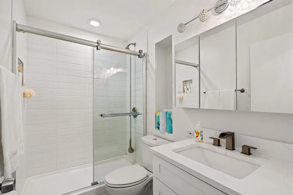 9165 SE Yacht Club Circle Hobe Sound, FL 33455