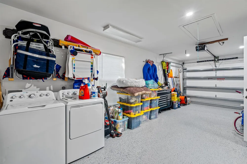 9165 SE Yacht Club Circle Hobe Sound, FL 33455