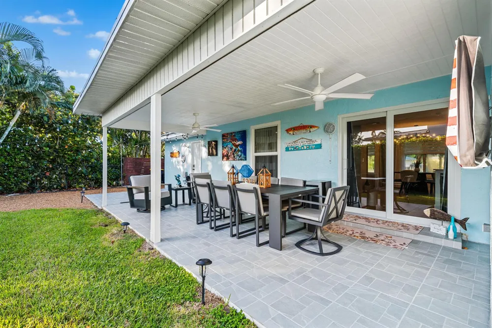 9165 SE Yacht Club Circle Hobe Sound, FL 33455