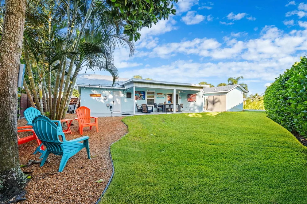 9165 SE Yacht Club Circle Hobe Sound, FL 33455