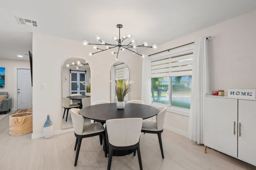 9165 SE Yacht Club Circle Hobe Sound, FL 33455