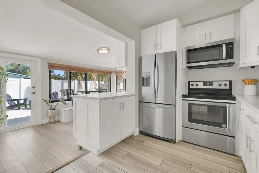2824 NW 6th Avenue Wilton Manors, FL 33311