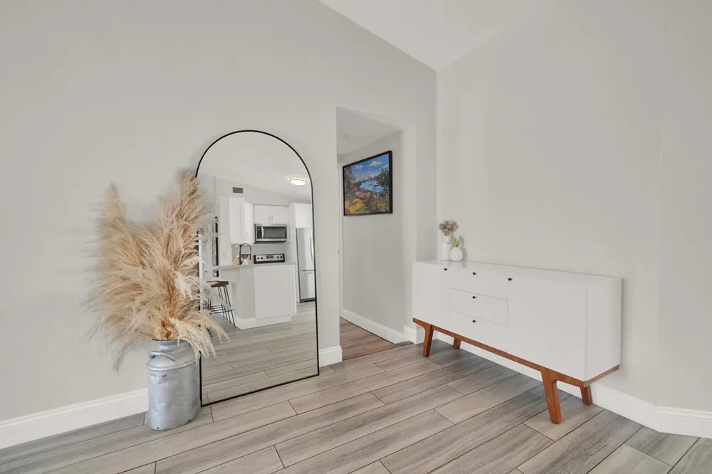 2824 NW 6th Avenue Wilton Manors, FL 33311
