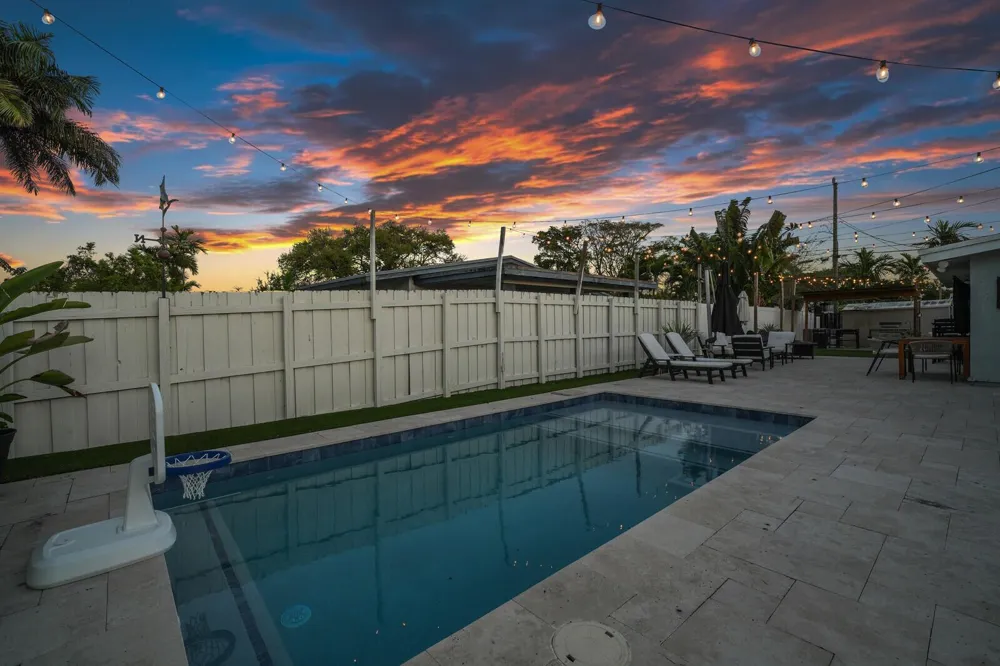 2824 NW 6th Avenue Wilton Manors, FL 33311