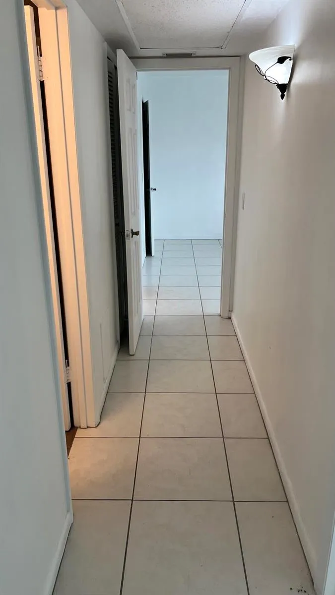 1860 Robalo Drive #104 Vero Beach, FL 32960
