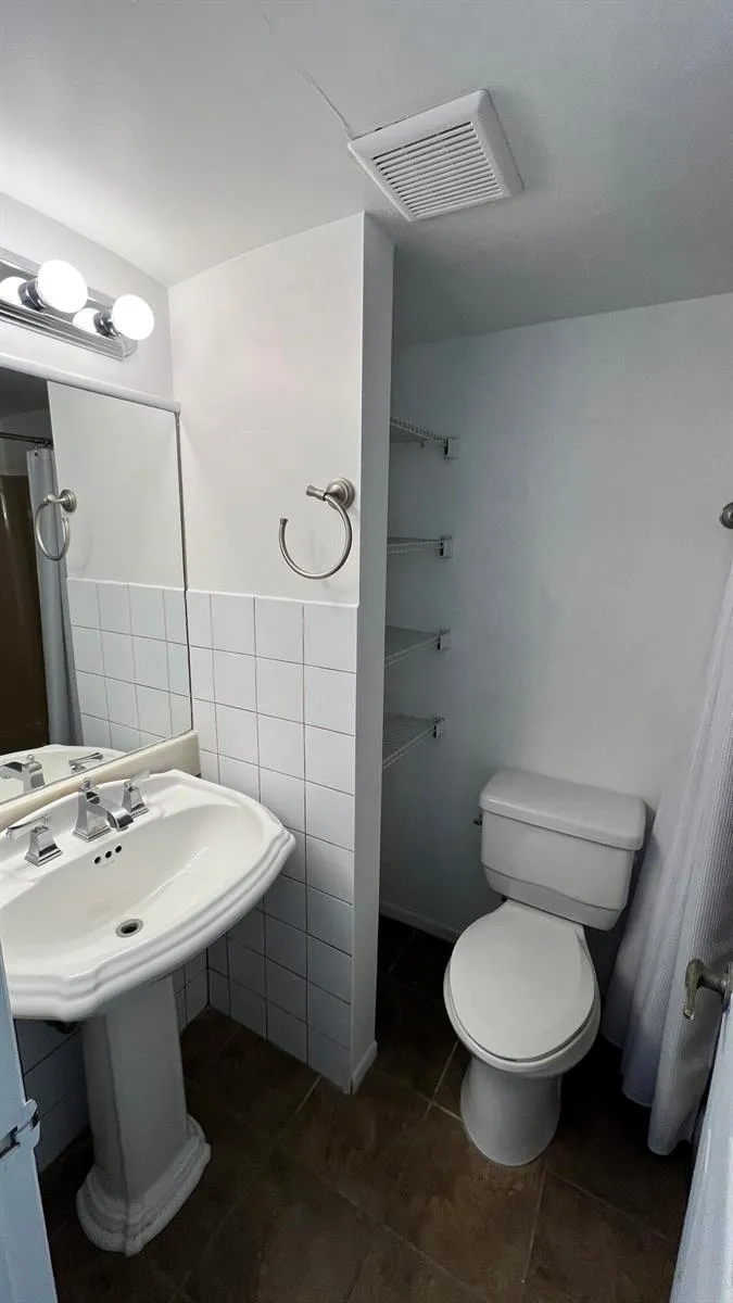 1860 Robalo Drive #104 Vero Beach, FL 32960