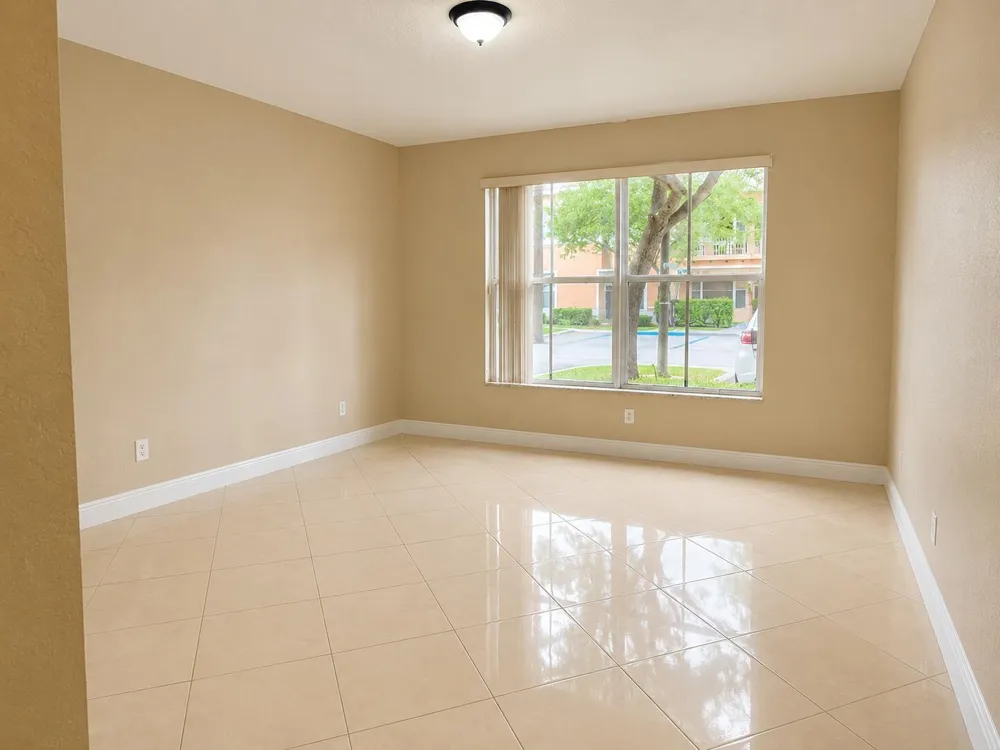 3549 Forest Hill Boulevard #25 Palm Springs, FL 33406