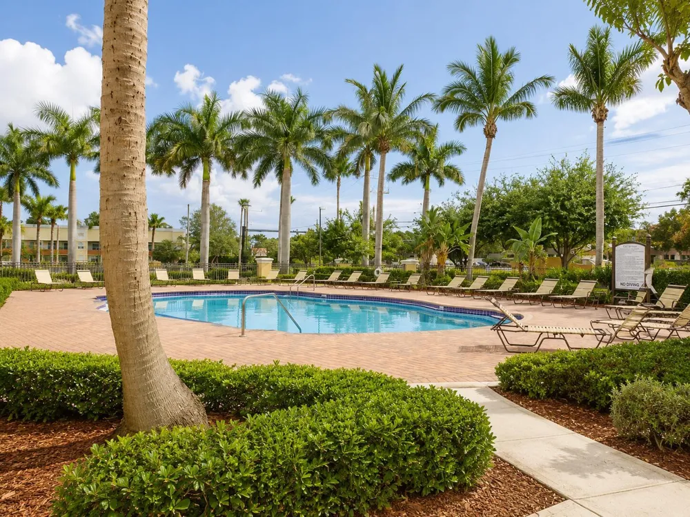 3549 Forest Hill Boulevard #25 Palm Springs, FL 33406