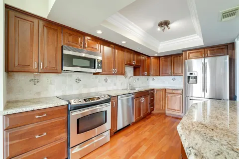 5344 Woodland Lakes Drive #323