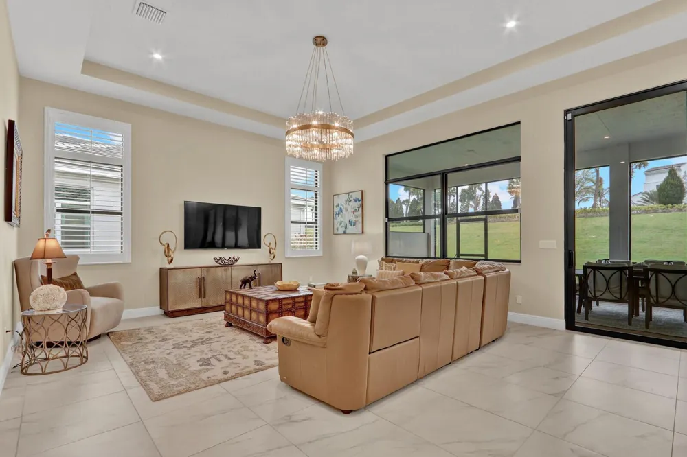 9204 SW Arco Way Port St. Lucie, FL 34987