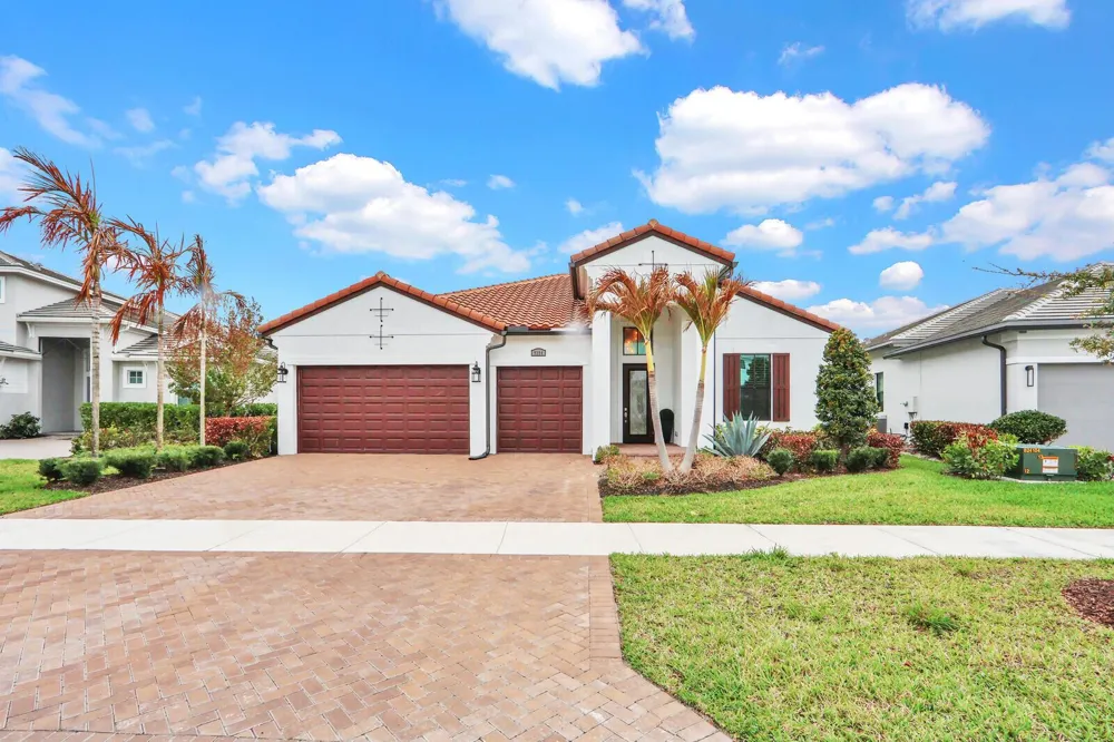 9204 SW Arco Way Port St. Lucie, FL 34987