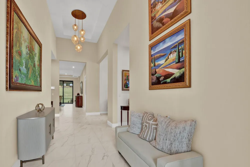9204 SW Arco Way Port St. Lucie, FL 34987