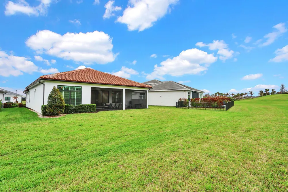 9204 SW Arco Way Port St. Lucie, FL 34987