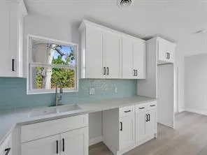 2064 Atlantic Boulevard Vero Beach, FL 32960