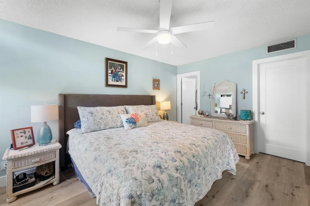3412 NE Causeway Boulevard #102 Jensen Beach, FL 34957
