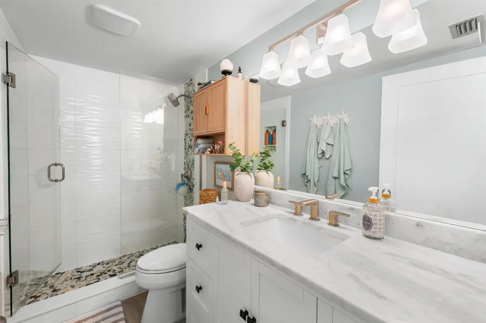 3412 NE Causeway Boulevard #102 Jensen Beach, FL 34957