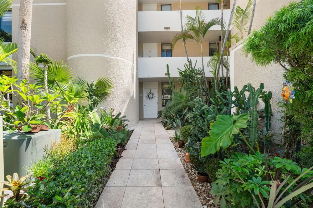 3412 NE Causeway Boulevard #102 Jensen Beach, FL 34957